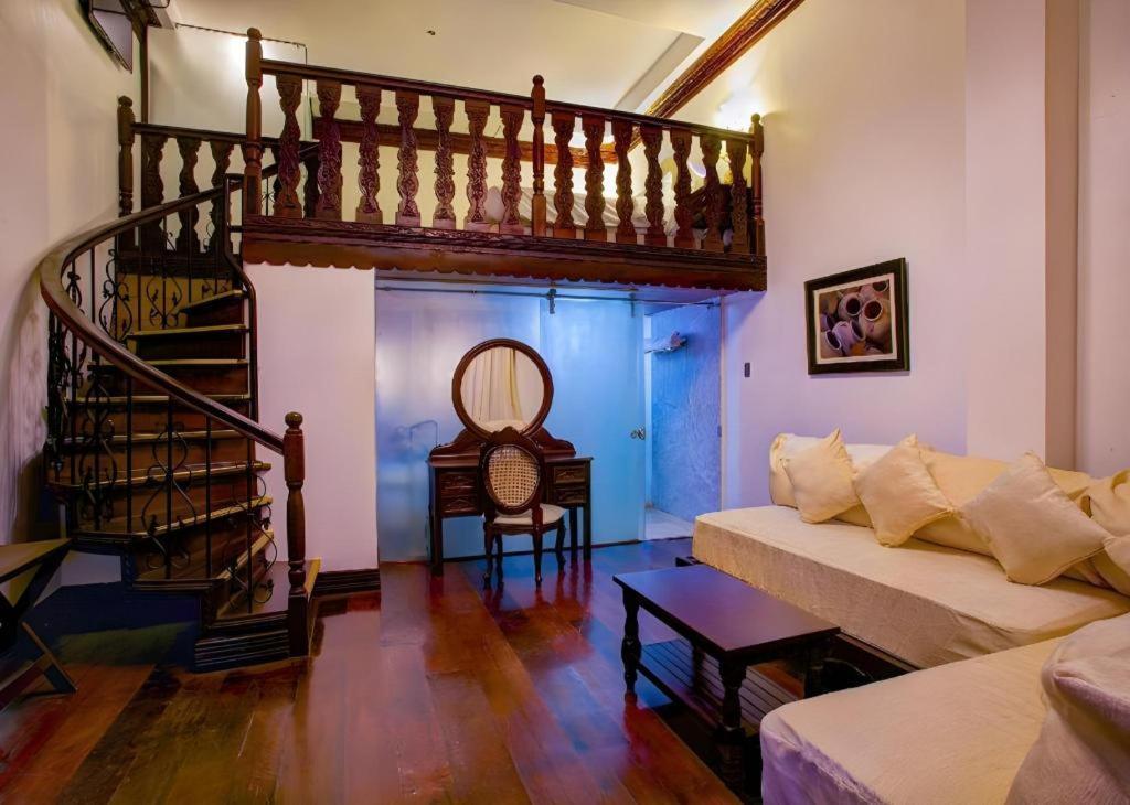 Hotel Luna Виган Экстерьер фото